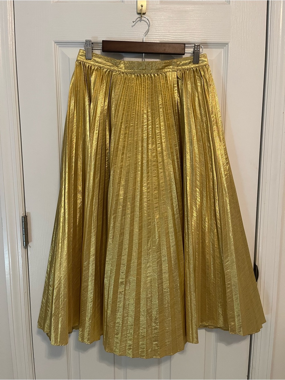 J.Crew Gold Metallic Pleated Midi Skirt Size 4 | Holiday Party Glam - Picture 2 of 9